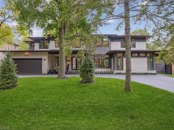 114 Reding Rd, Hamilton, ON L9G 1M8