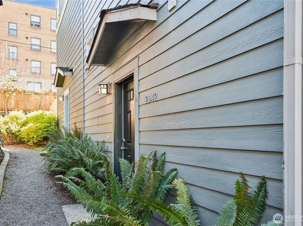 2042 Franklin Avenue E #A, Seattle, WA 98102