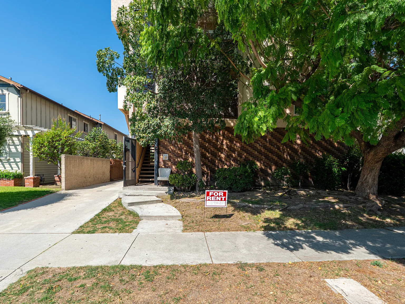 1 bed, 850 sqft, $2,500 — Photo 2