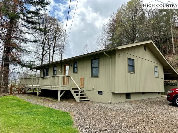 143 River Ridge Drive, Burnsville, NC 28714