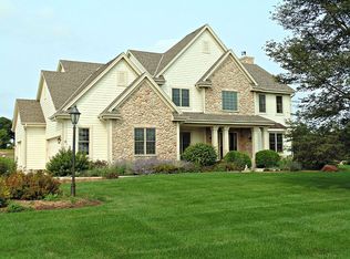 W271N6144 Maple St, Sussex, WI 53089