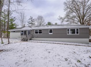 734 N Hidden Valley Rd, Cuyahoga Falls, OH 44223