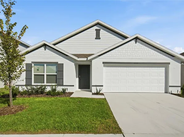 8709 Barragan Dr, Wildwood, FL 34785