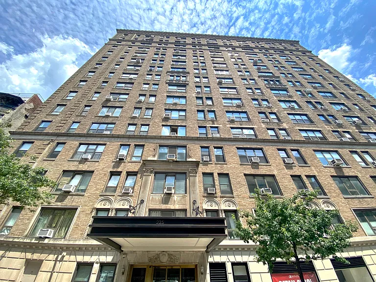 235 W 102nd St #3-G — Photo 12