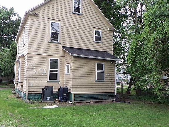 2nd image of 285 E Glenwood Ave