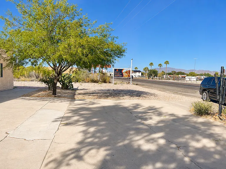 66589 Highway 60 — Photo 2