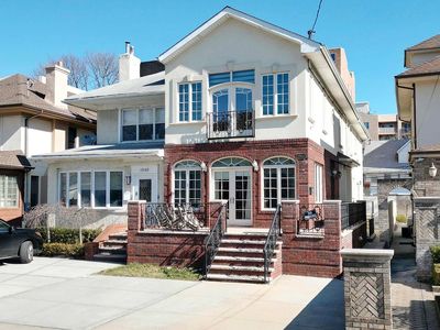 1951 E 19th St, Brooklyn, NY, 11229
