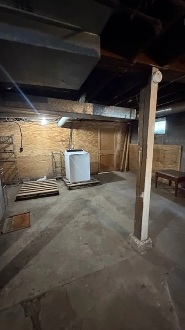 Building Photo - 5A Calvin Ln