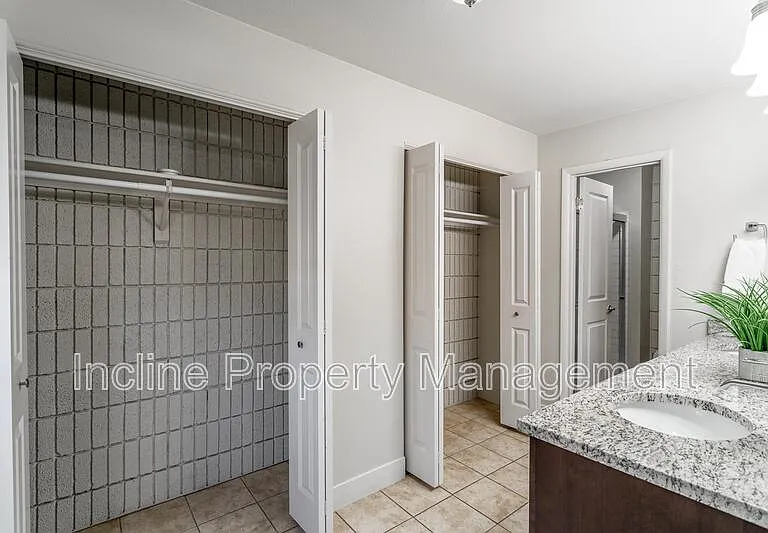 781 N Valley View Dr #16 — Photo 25