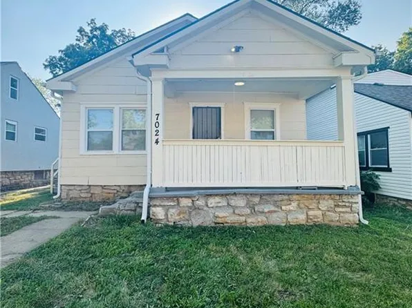 7024 Bales Ave, Kansas City, MO 64132