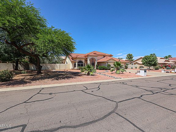 4th image of 4950 W Desert Hollow Drive