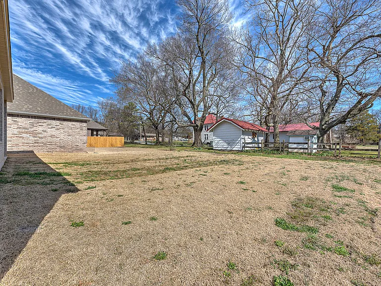 2182 N Woodlark Ln — Photo 30