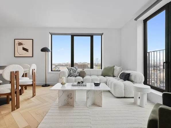 22-54 46th St #704, Astoria, NY 11105