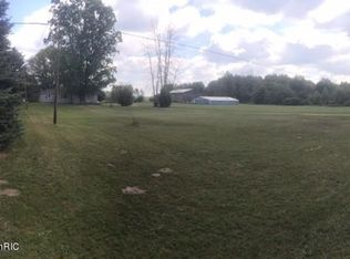 2886 S Sullivan Rd, Ravenna, MI 49451