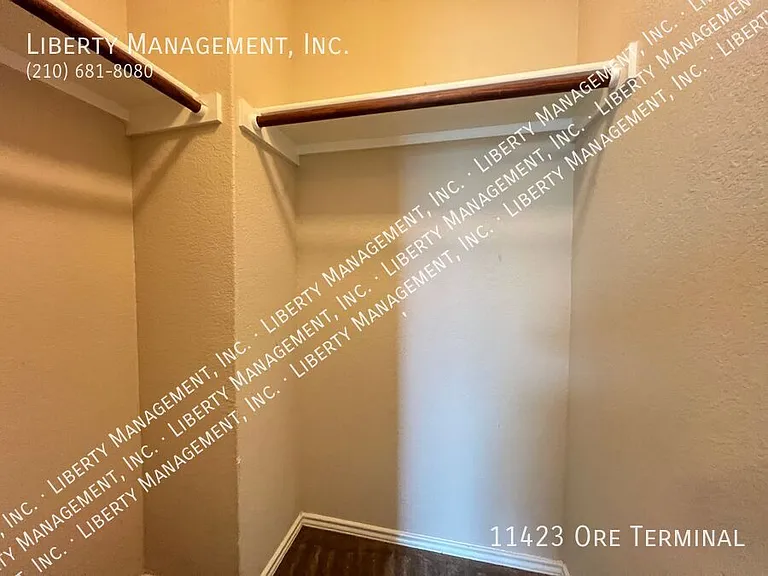11423 Ore Terminal — Photo 29