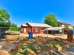704 Bowie St, Sweetwater, TX 79556
