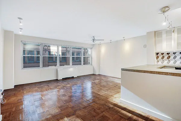 Rented by Level Group | media 15