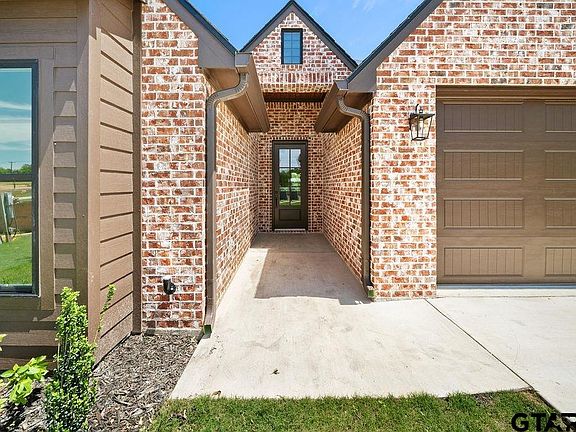 3rd image of 15073 Tilley Springs Cv