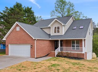 8860 Brucewood Ln, Knoxville, TN 37923