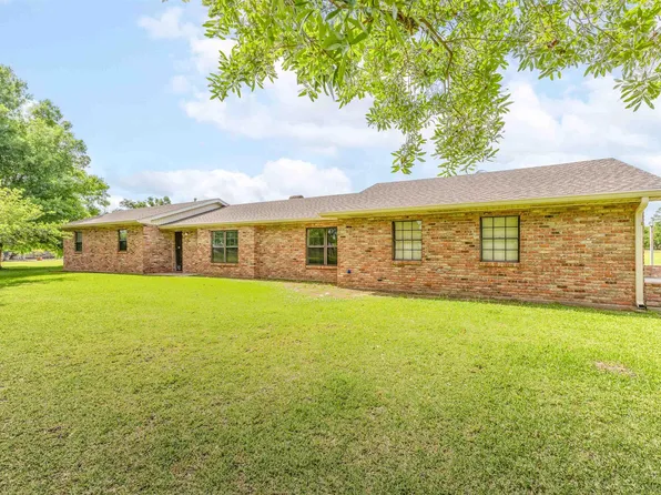 915 Bayou Blue Rd, Houma, LA 70364