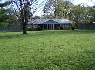 36 Thompson Rd, Farmville, VA 23901