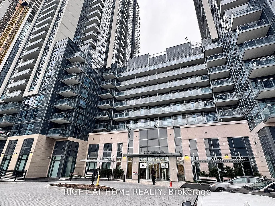 20 Meadowglen Pl S #824