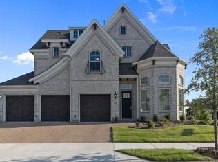 900 Holly Anne Ln, Savannah, TX 76227