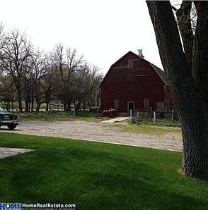 3rd image of 13201 N 40th St