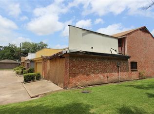 7819 Rockhill St, Houston, TX 77061