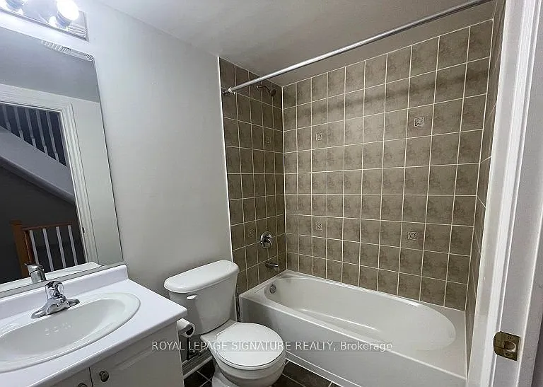 870 Jane St #218 — Photo 4