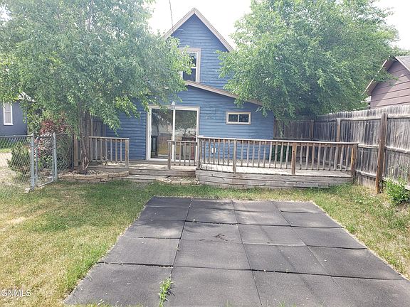 2nd image of 809 9th Ave SE