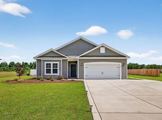 611 Laurel Lake Rd, Salemburg, NC 28385
