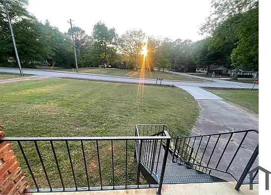 2 bed, 900 sqft, $1,350 — Photo 4