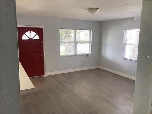 5th image of 4955 36th Ave N