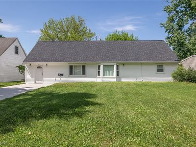 4875 Northwood Dr, Sheffield Lake, OH, 44054