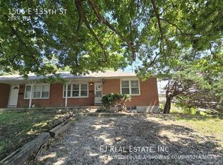 1506 E 135th St, Grandview, MO 64030