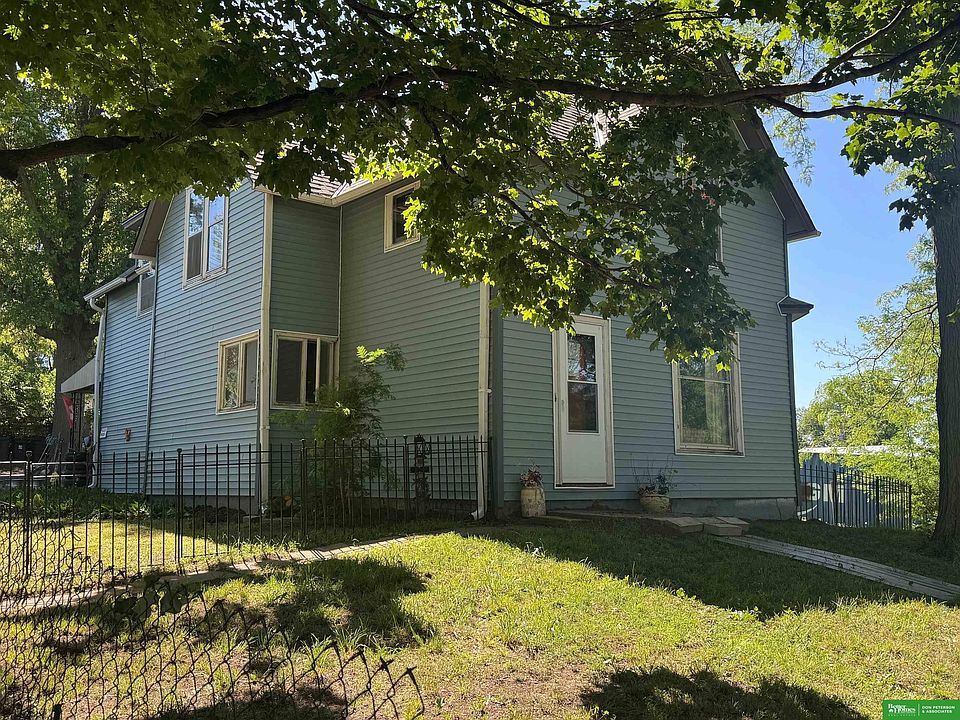 1st image of 213 S Nebraska St
