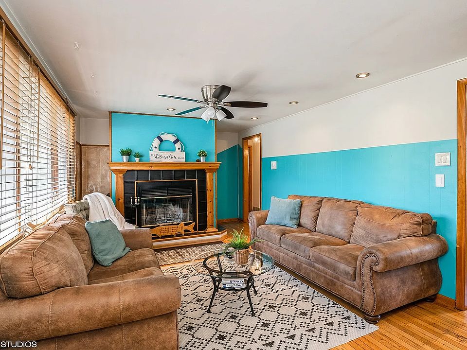 1st image of 31 Medinah St