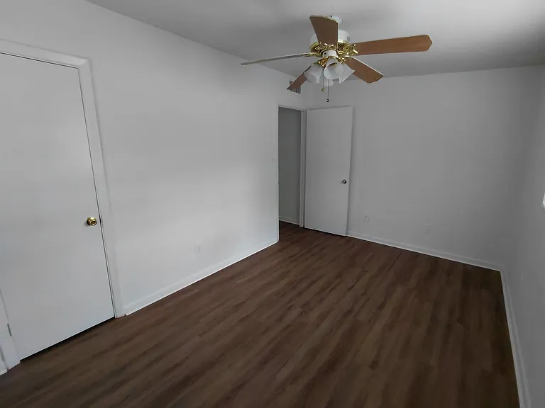 2412 Almond Dr — Photo 16