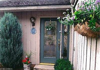 1st image of 719-34 Creekside Dr