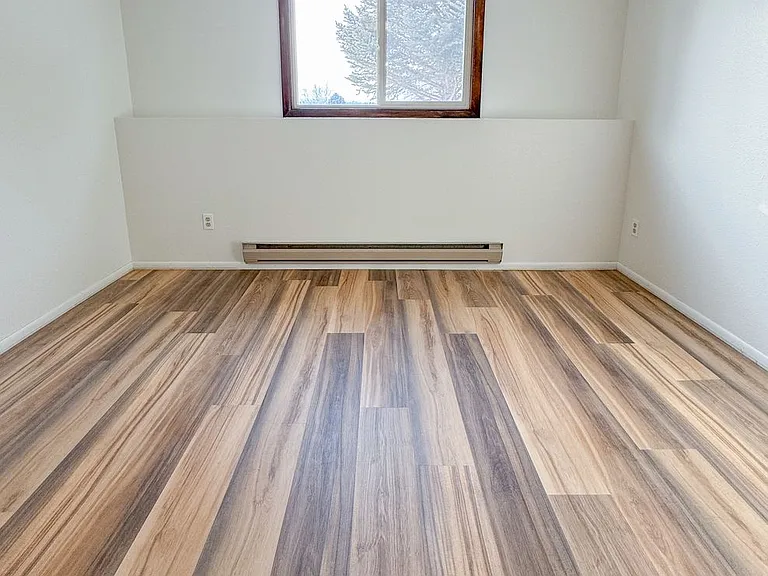 1283 Sugarview Dr — Photo 17