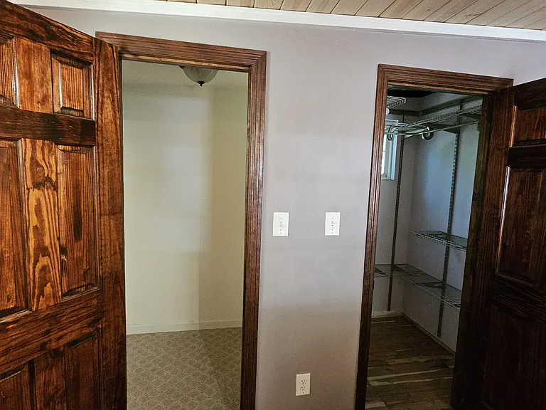 630 Robinhoods Holw — Photo 6
