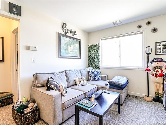 5th image of 543 Newfield Ave #2R