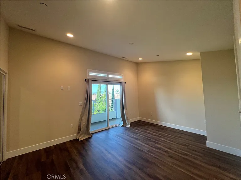 13804 Cordary Ave — Photo 42