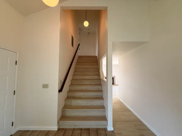 555 Swan Way, Vallejo, CA 94589