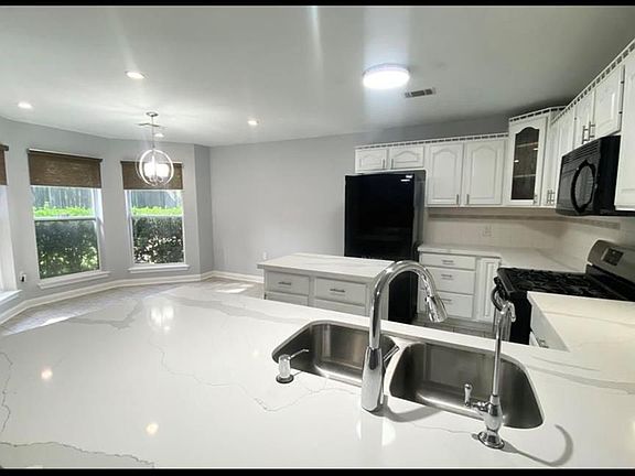 5th image of 18715 Forest Forge Dr