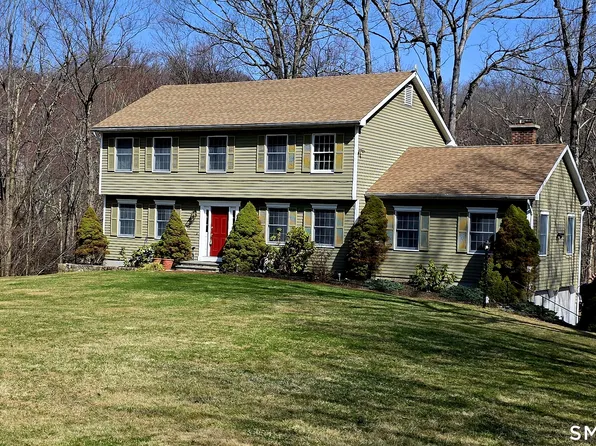 4 Alexandra Drive, New Fairfield, CT 06812