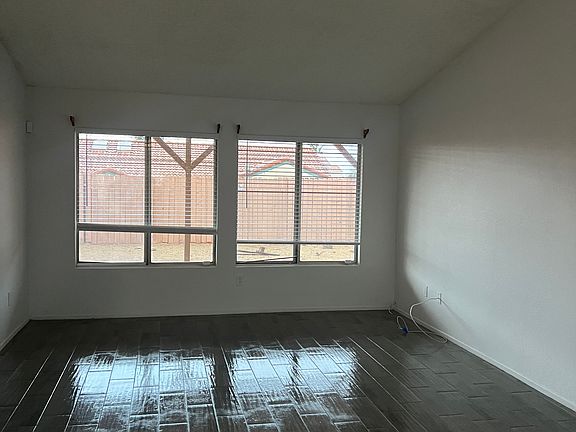 4th image of 12383 Stillwater Dr