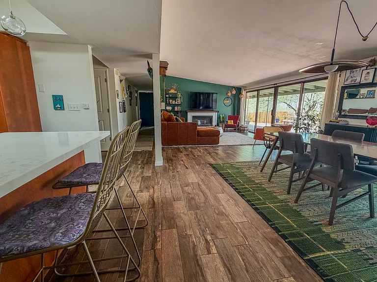 2618 N Teresa Ln — Photo 11