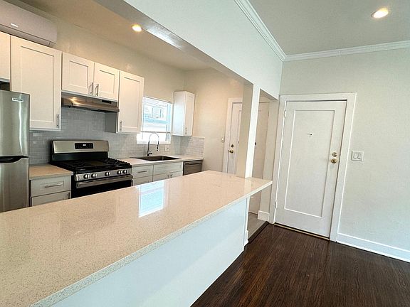 5th image of 131 Olive St #K